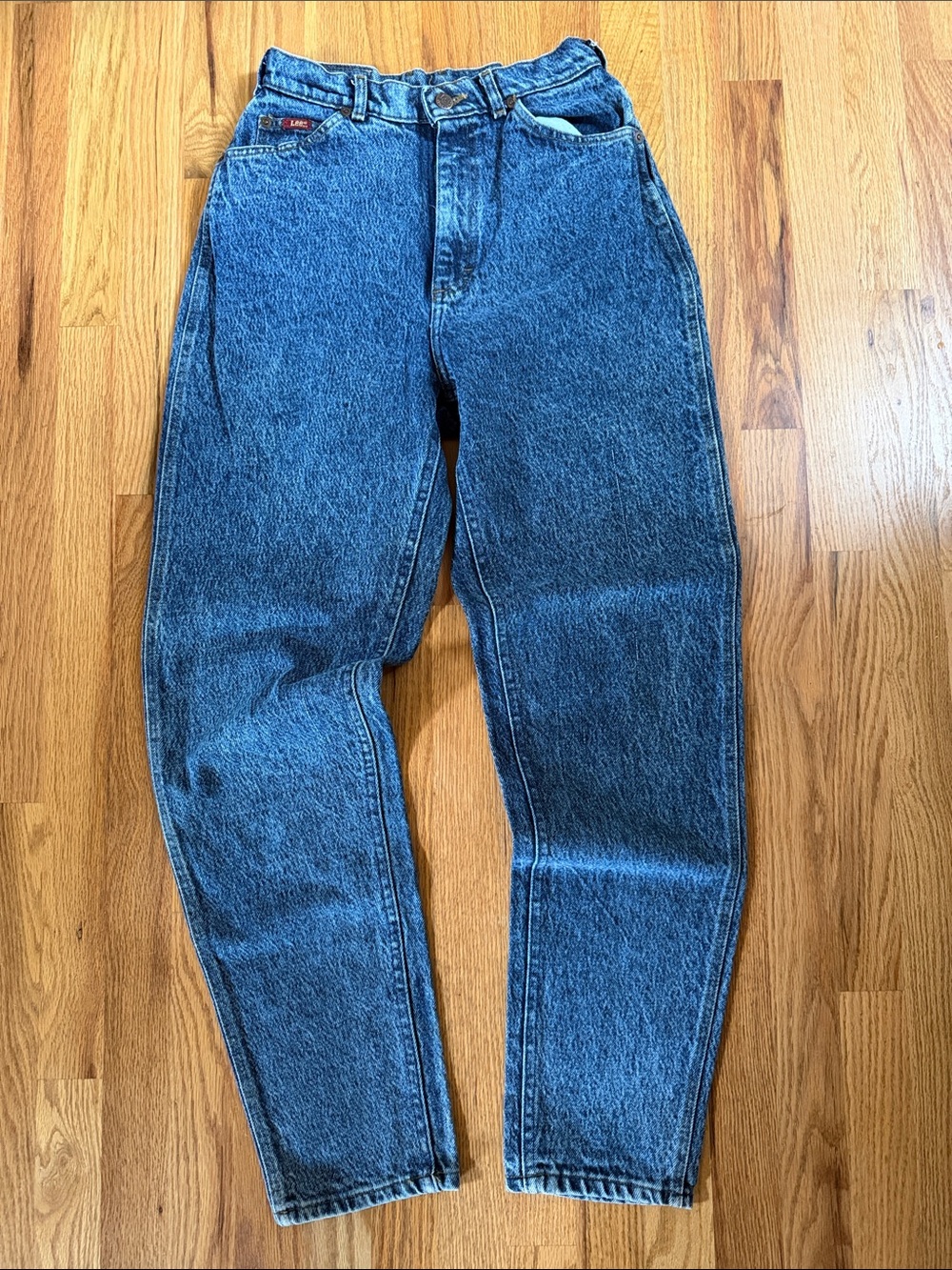 Vintage Lee Woman’s Acid washed high waist jeans 8